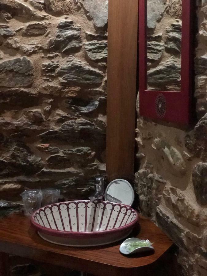 Micro-Hostal La Puerta Del Perdon Villafranca del Bierzo Kültér fotó